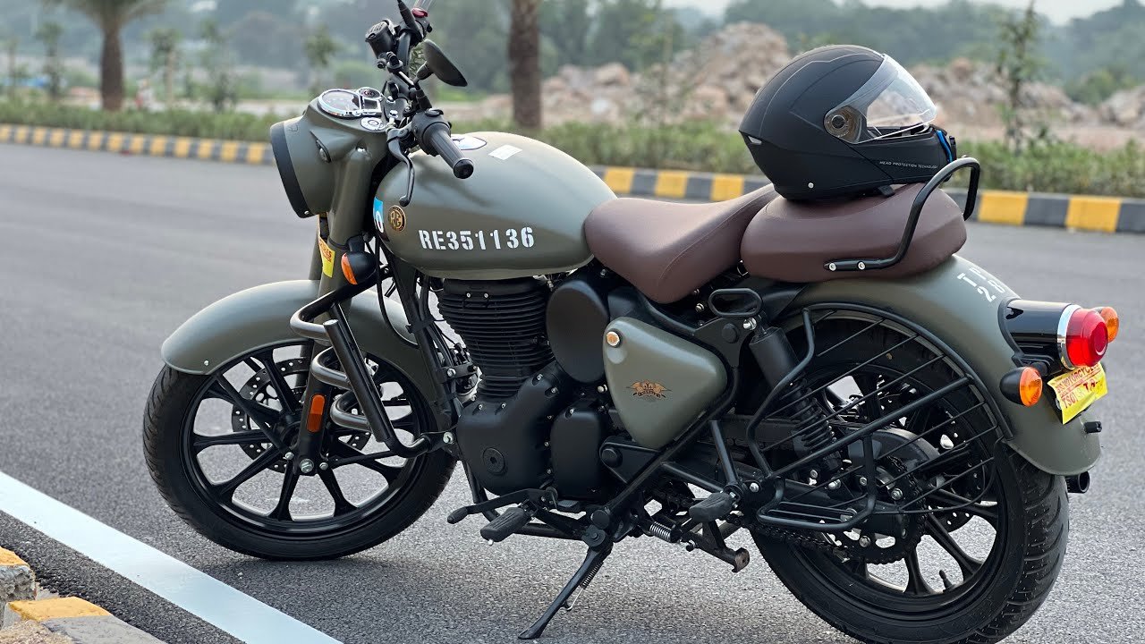 Royal Enfield Bullet 350 – क्लासिक लुक और मॉडर्न फीचर्स के साथ दमदार बाइक खरीदे, मिलेगा तगड़ा माइलेज कम कीमत पर -